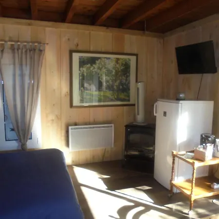 Le Logis Du Cedre Grandjean