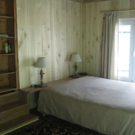 Habitación en casa particular Le Logis Du Cedre Grandjean